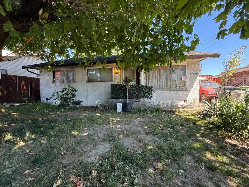 45881 ROWAT AVENUE - photo 1 of 13