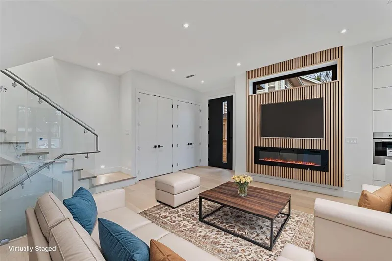 102 1518 HATTON AVENUE - photo 4 of 25