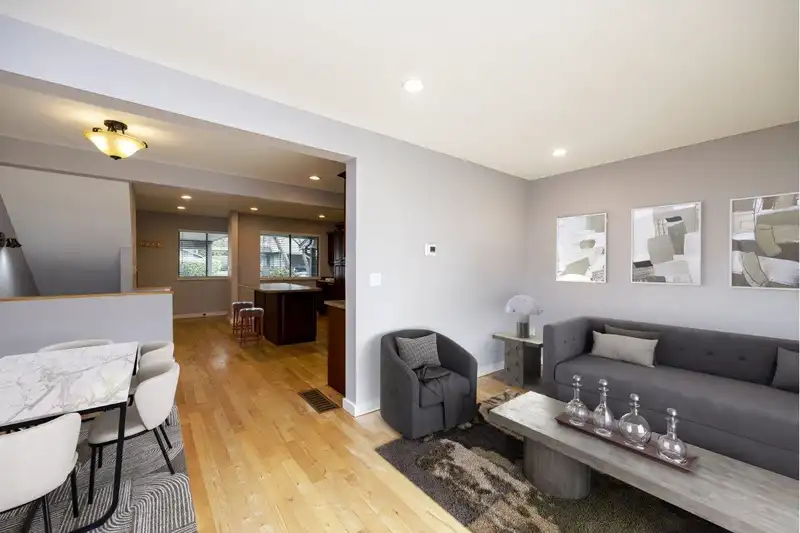 80 1930 CEDAR VILLAGE CRESCENT - photo 1 of 35