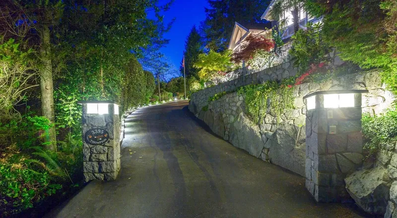 3395 THOMPSON CRESCENT - photo 4 of 13