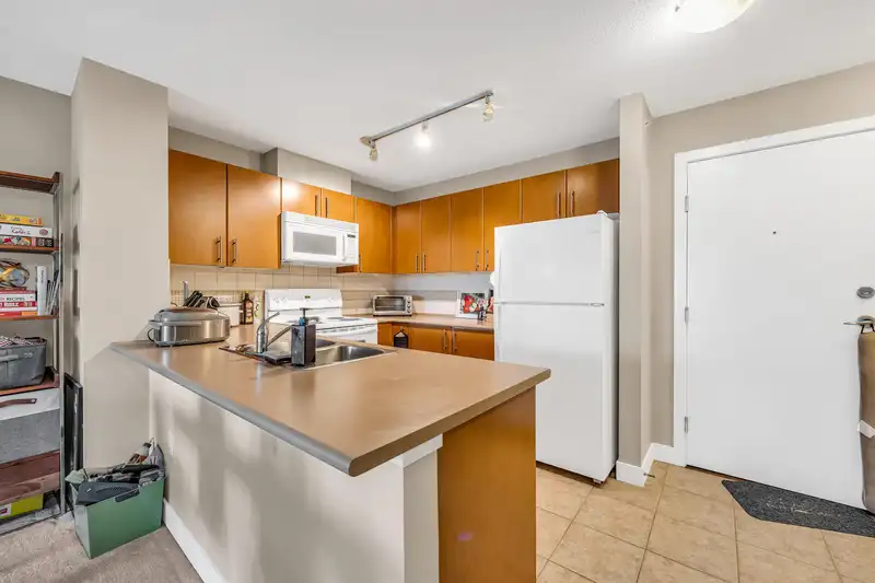 403 7088 MONT ROYAL SQUARE - photo 4 of 20