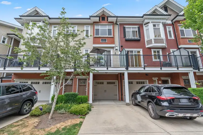 63 8068 207 STREET - photo 1 of 38
