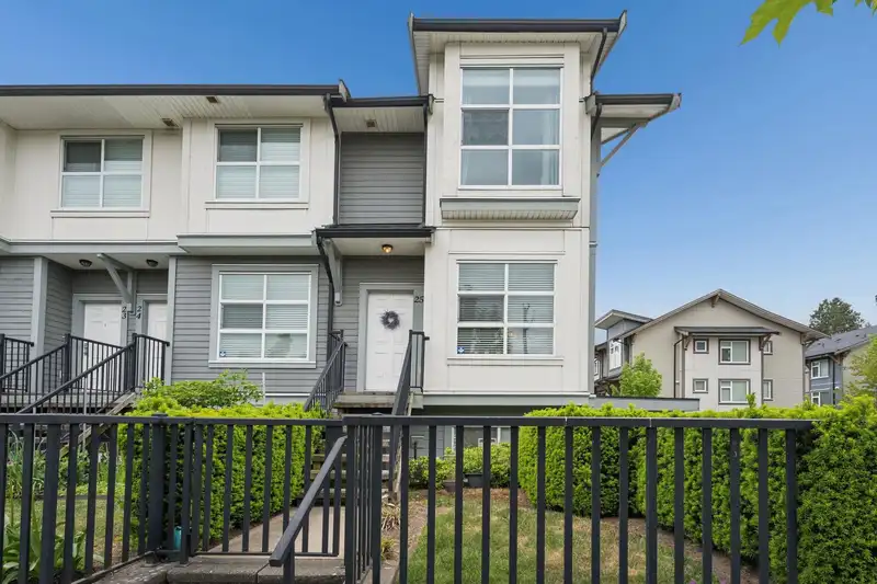 25 4191 NO. 4 ROAD - photo 1 of 18