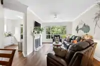 218 2985 PRINCESS CRESCENT - thumbnail 4