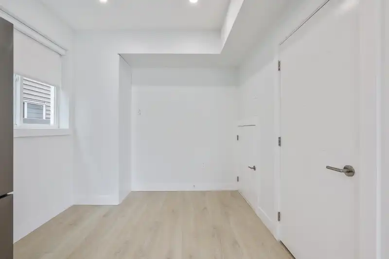 6548 KNIGHT STREET - photo 3 of 14