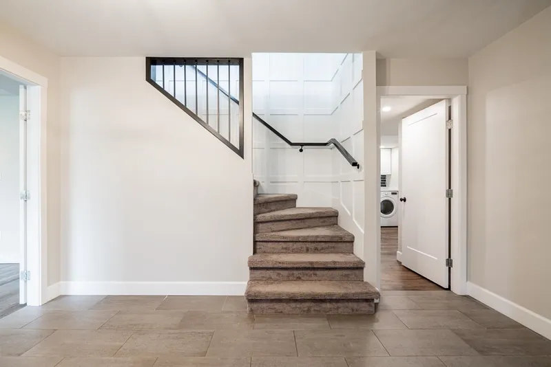 11556 197A STREET - photo 3 of 25