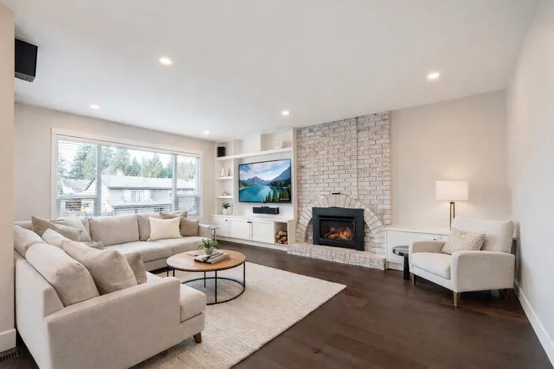 11556 197A STREET - photo 4 of 25