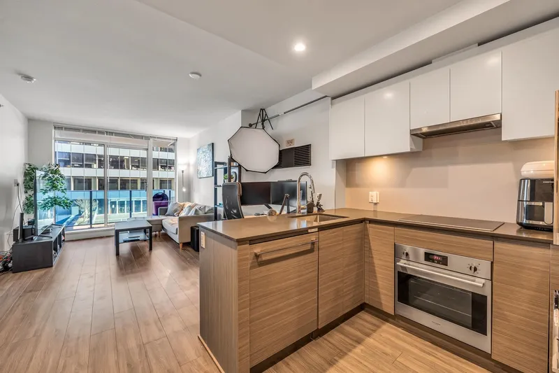 705 13615 FRASER HIGHWAY - photo 2 of 23