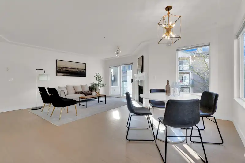 310 20443 53 AVENUE - photo 2 of 13