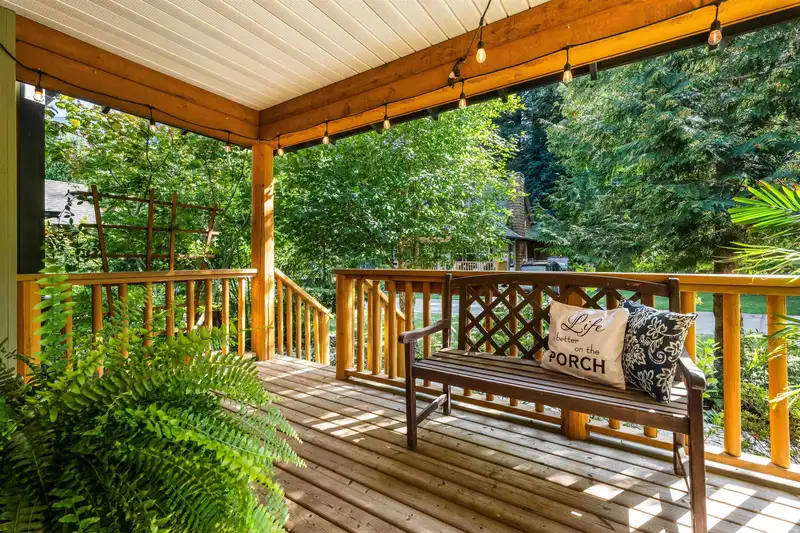 1845 MOSSY GREEN WAY - photo 3 of 40