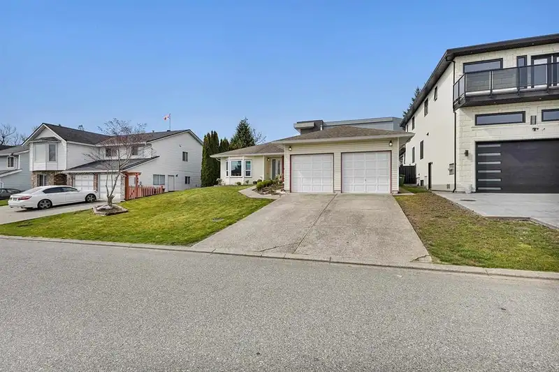 3099 CURLEW DRIVE - photo 2 of 27