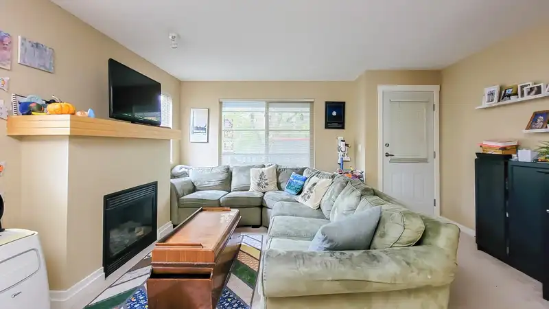 83 19250 65 AVENUE - photo 4 of 31