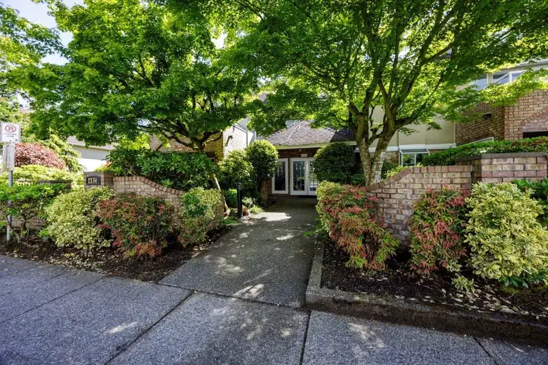 17 2150 MARINE DRIVE - photo 2 of 37