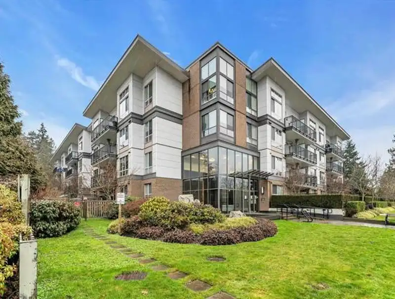 111 12039 64 AVENUE - photo 1 of 26