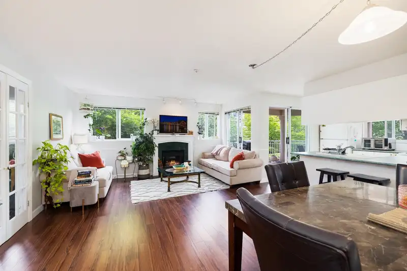212 13733 74 AVENUE - photo 4 of 24