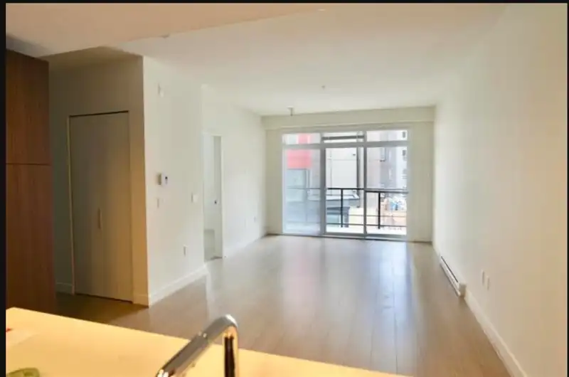 212 6033 GRAY AVENUE - photo 4 of 24