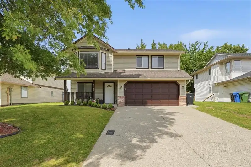 31015 UPPER MACLURE ROAD - photo 3 of 40