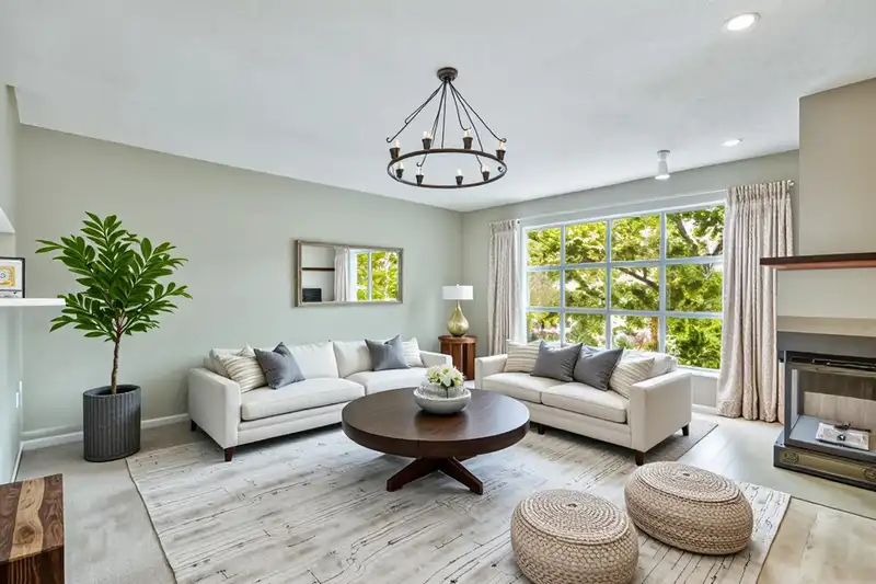 204 7540 MINORU BOULEVARD - photo 1 of 40