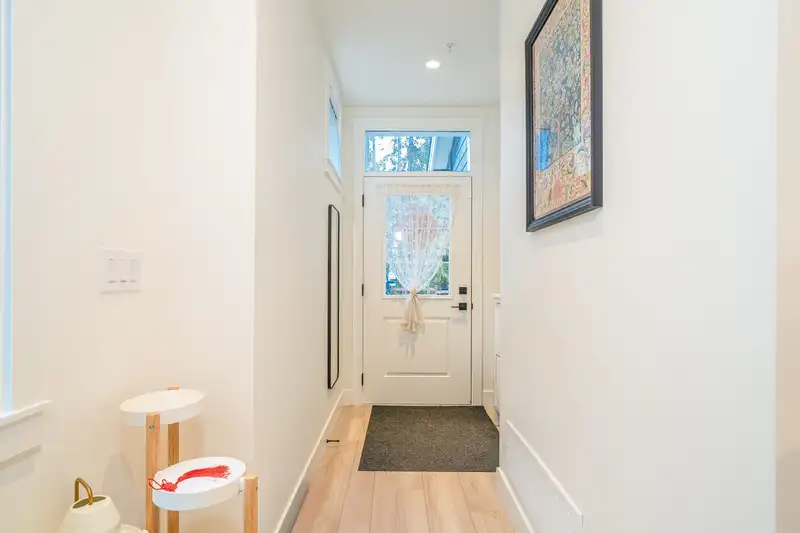 80 7640 197 STREET - photo 4 of 33