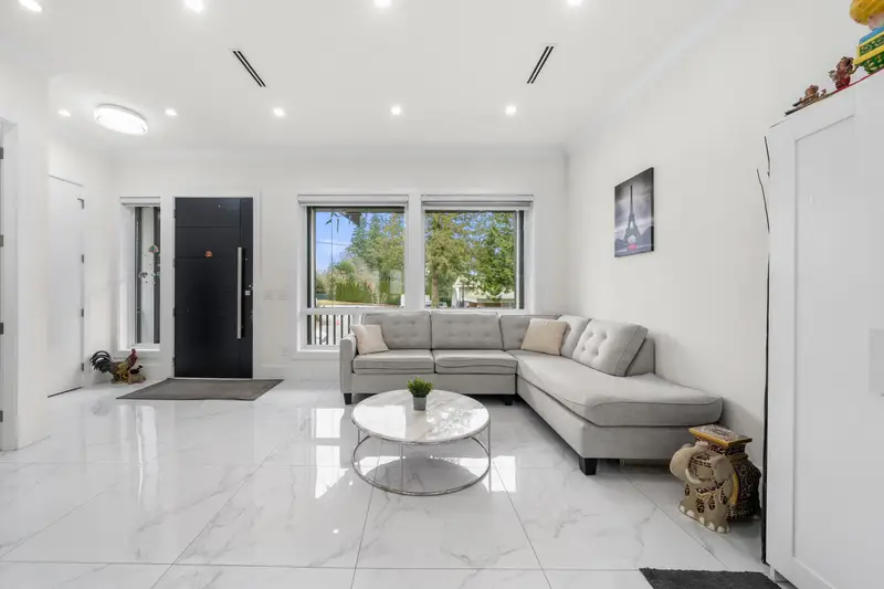 6021 128A STREET - photo 2 of 25