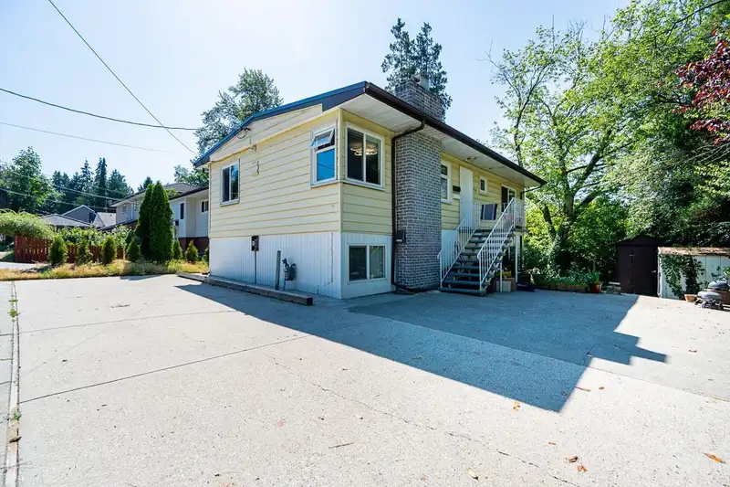 8280 PATTERSON AVENUE - photo 2 of 32
