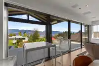 4546 LANGARA AVENUE - thumbnail 9