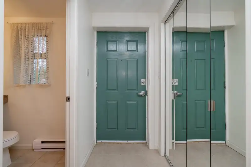 TH8 1889 ROSSER AVENUE - photo 3 of 28