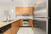 218 15322 101 AVENUE - thumbnail 4