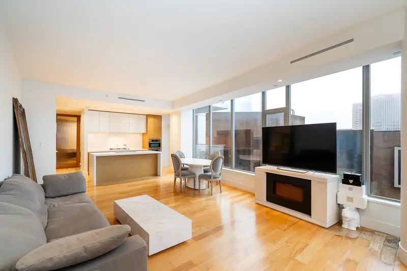 1803 667 HOWE STREET - photo 4 of 21