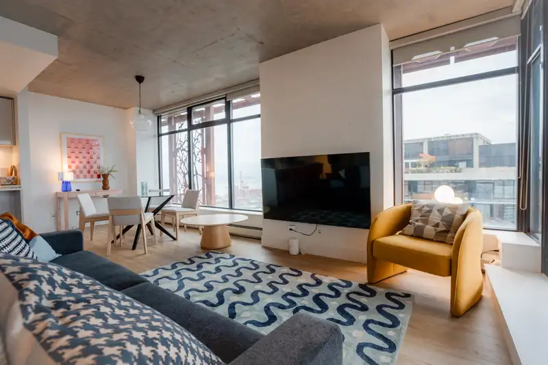 3406 128 W CORDOVA STREET - photo 2 of 40