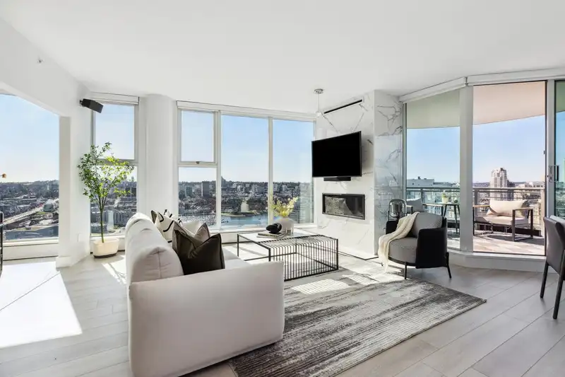 3801 1009 EXPO BOULEVARD - photo 1 of 39