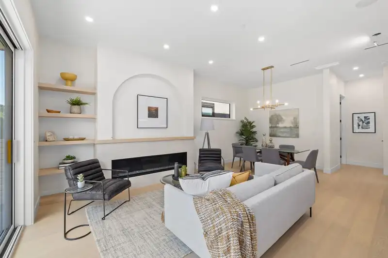 1 4648 ELGIN STREET - photo 4 of 34