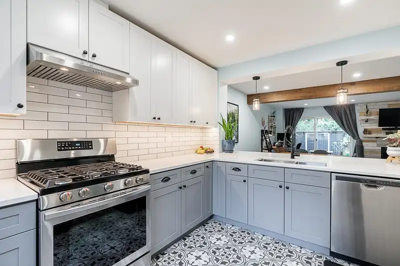 17 1140 EAGLERIDGE DRIVE - photo 1 of 38