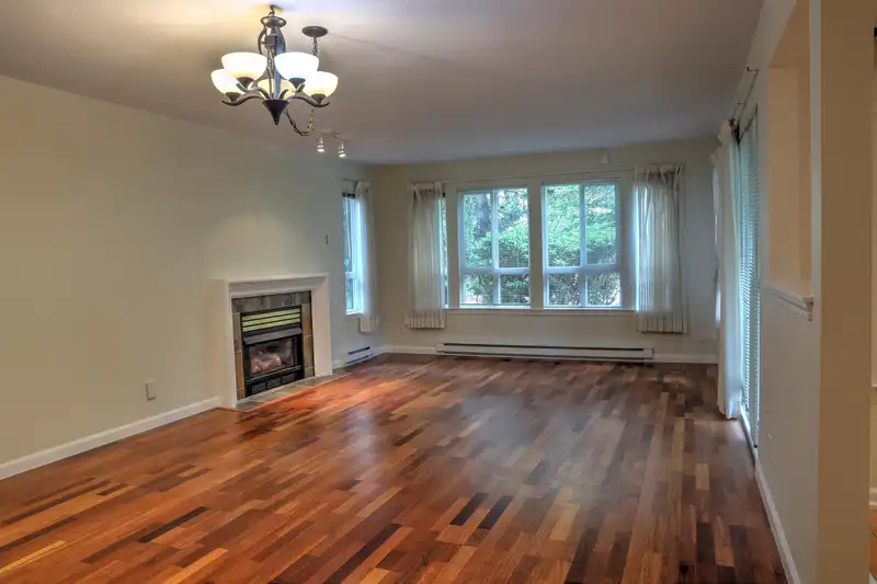 101 6363 121ST STREET - photo 4 of 29