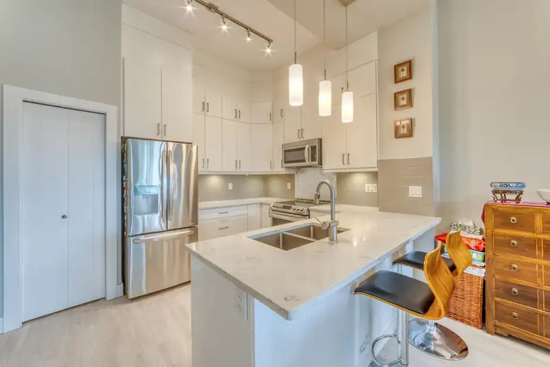 113 3525 CHANDLER STREET - photo 3 of 35