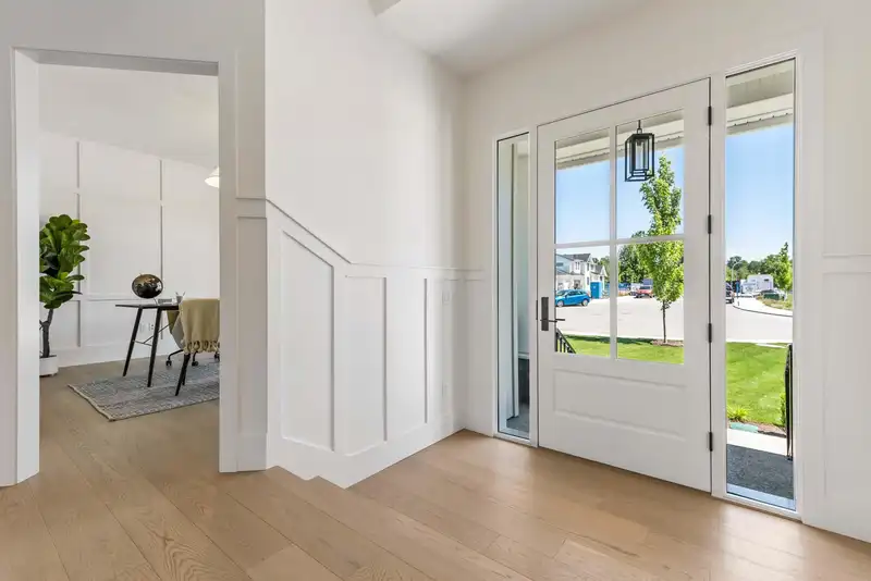 22170 44A AVENUE - photo 2 of 40