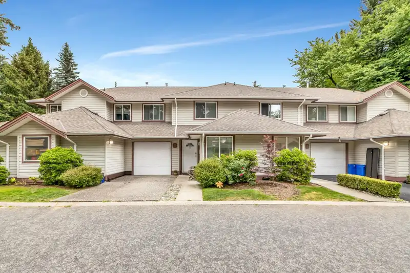 3 20985 CAMWOOD AVENUE - photo 1 of 25