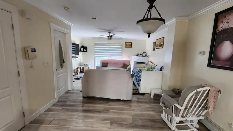 17 6116 128 STREET - photo 1 of 6