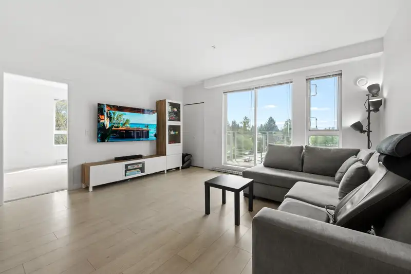 413 10581 140 STREET - photo 2 of 32