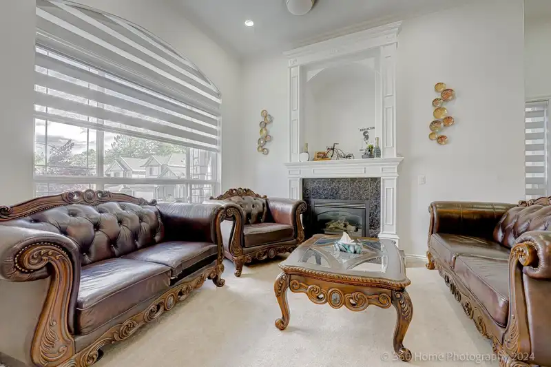 9129 122 STREET - photo 4 of 39