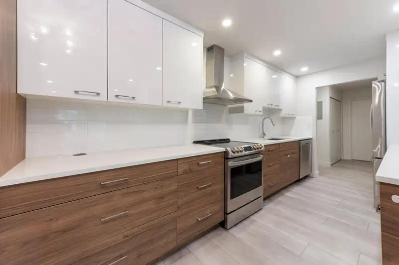 212 2381 BURY AVENUE - photo 1 of 27