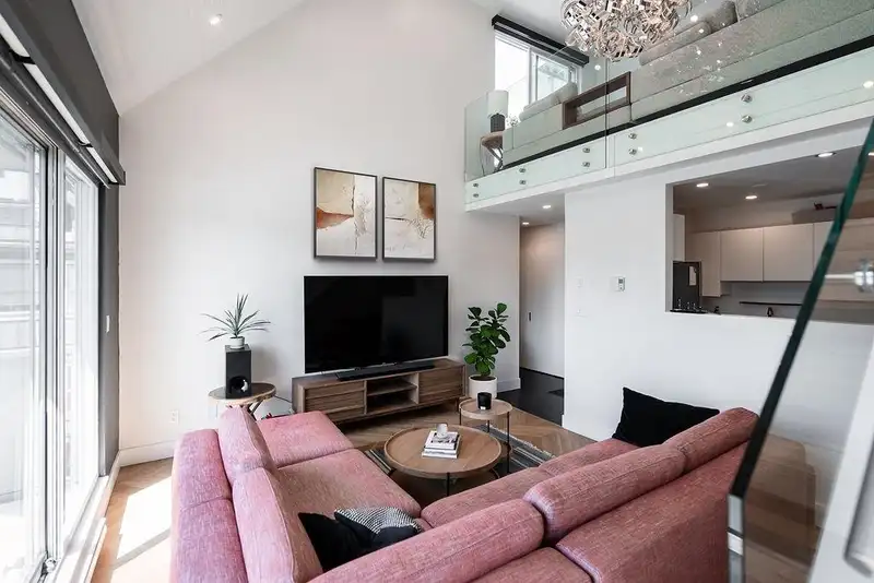 5 224 E 12TH AVENUE - photo 1 of 29