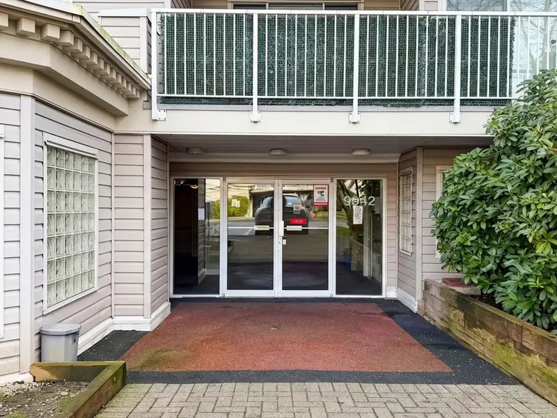 307 9942 151 STREET - photo 2 of 11