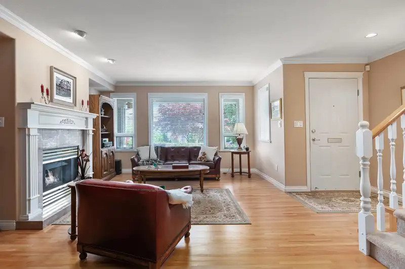 326 E 12TH STREET - photo 3 of 33