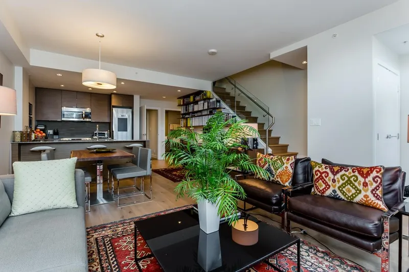 1635 EASTERN AVENUE - photo 4 of 25