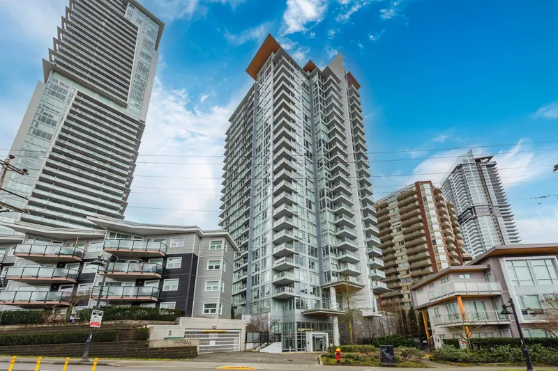 2302 520 COMO LAKE AVENUE - photo 1 of 21