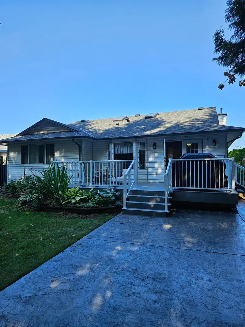 12421 231 STREET - photo 2 of 4