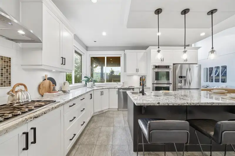 3435 HORIZON DRIVE - photo 4 of 40