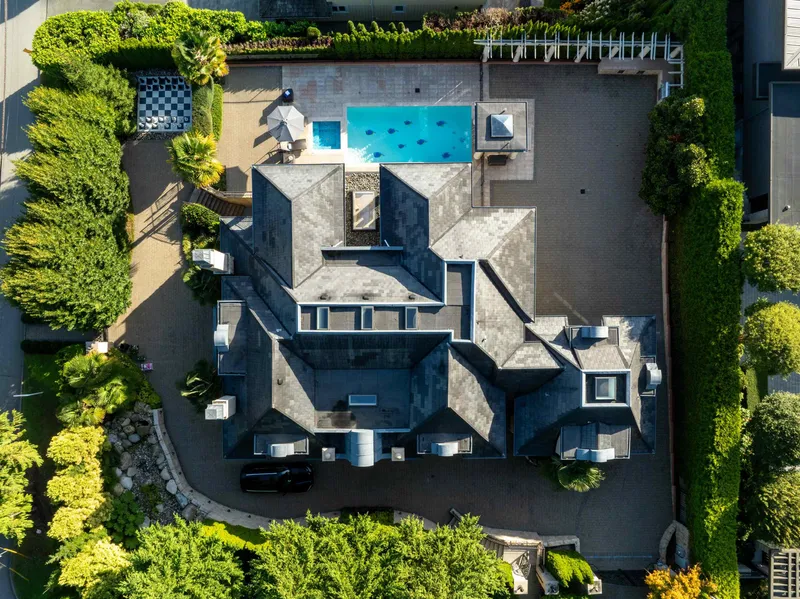 2912 MATHERS AVENUE - photo 2 of 25