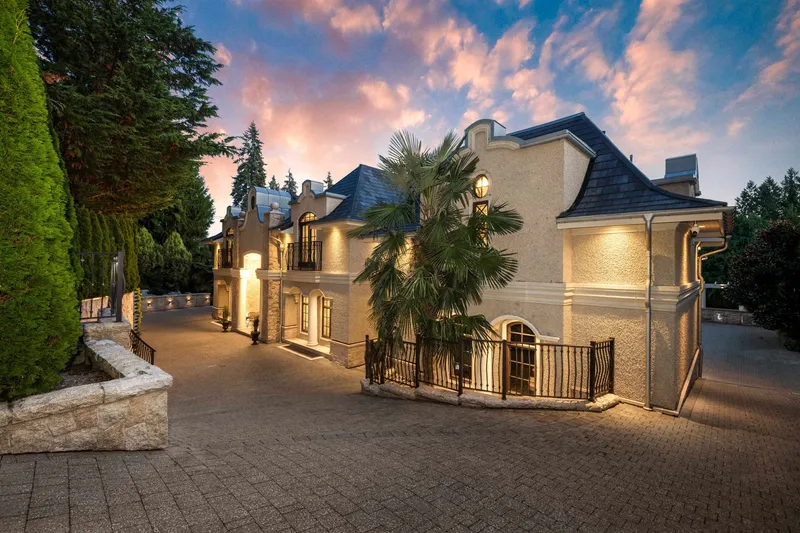 2912 MATHERS AVENUE - photo 3 of 25